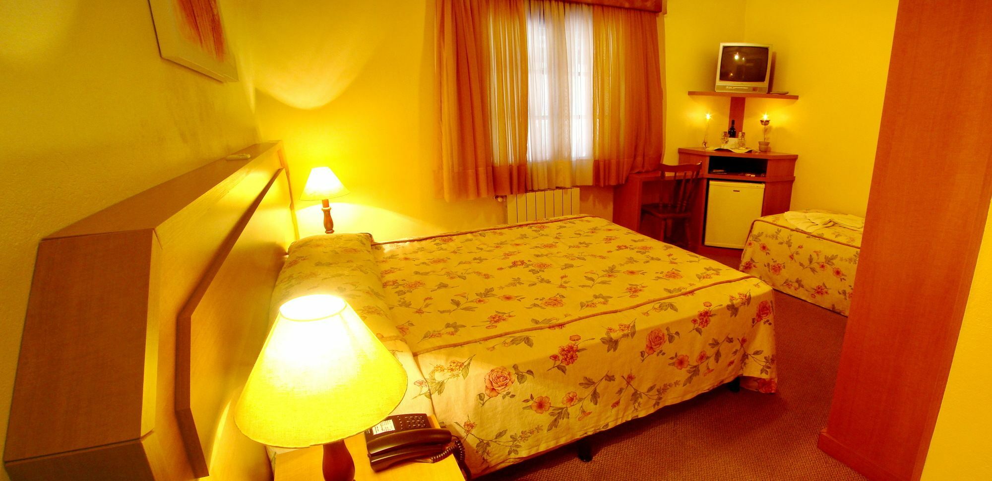 Hotel Sky גראמדו מראה חיצוני תמונה