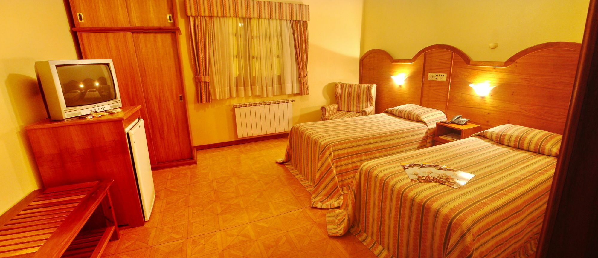 Hotel Sky גראמדו מראה חיצוני תמונה